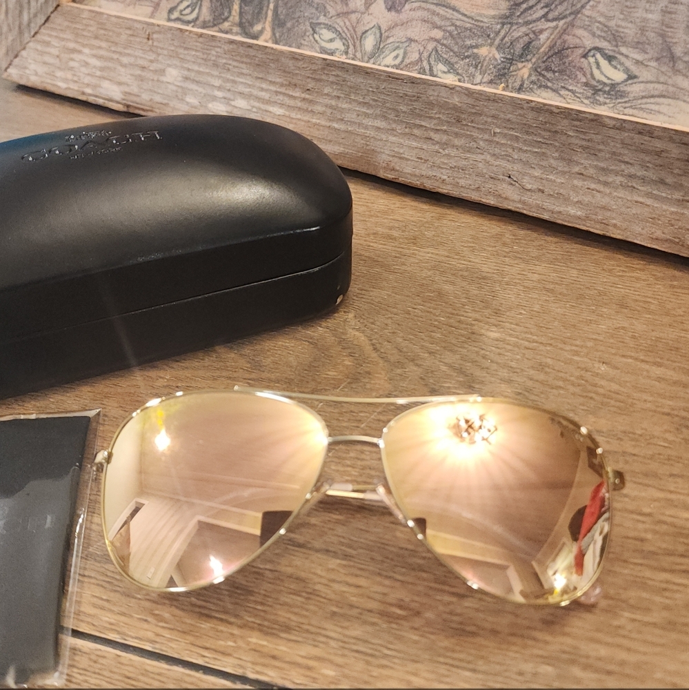 EUC Coach sunglasses only worn twice